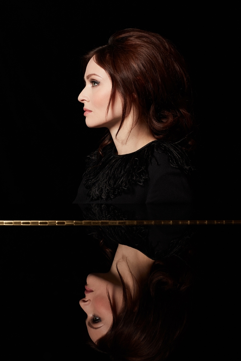 Copyright-Laura-Lewis-Sophie-Ellis-Bextor-Portraits-82.2.jpg